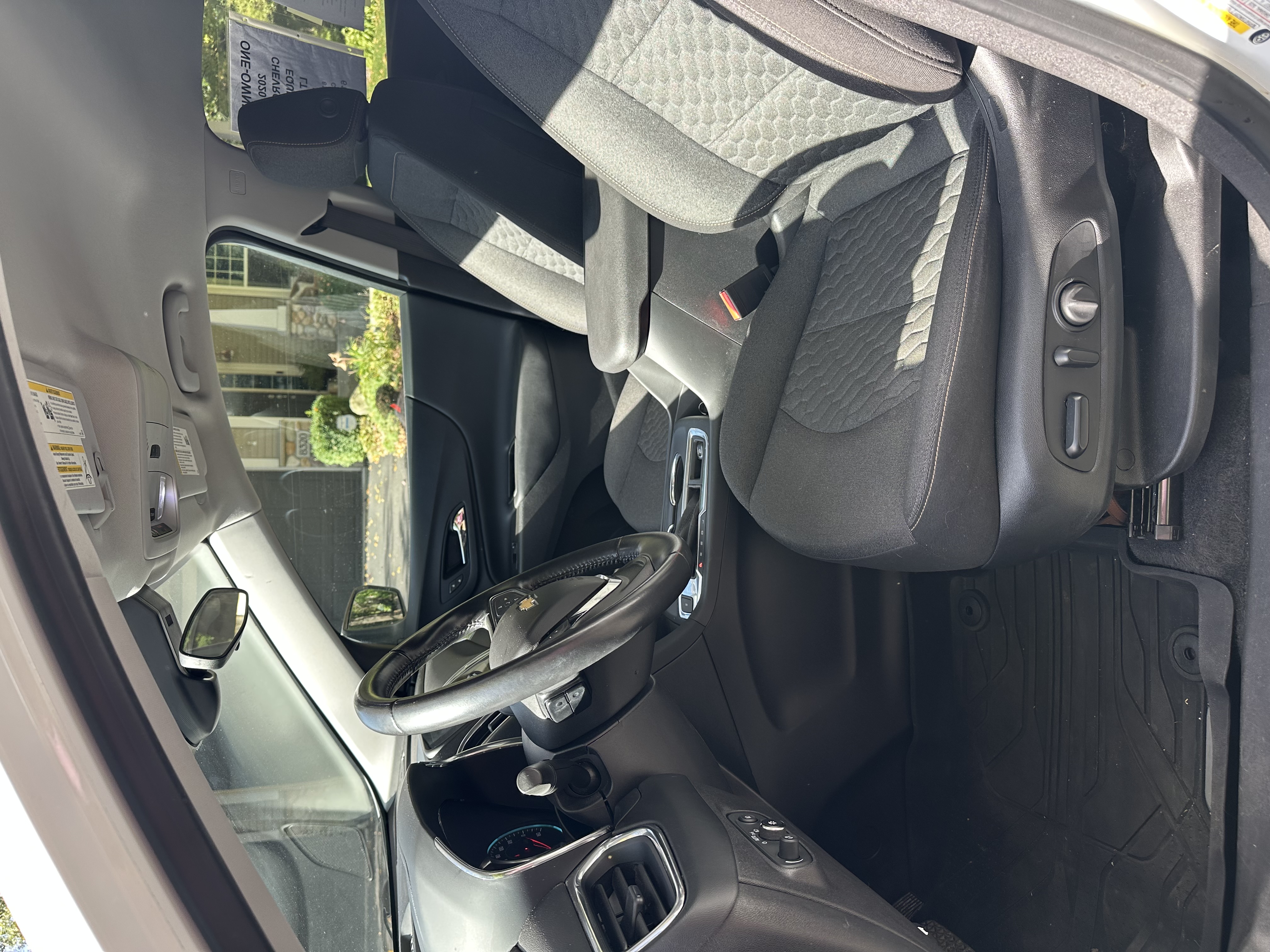Used 2020 Chevrolet Equinox LT AWD/4WD image 10