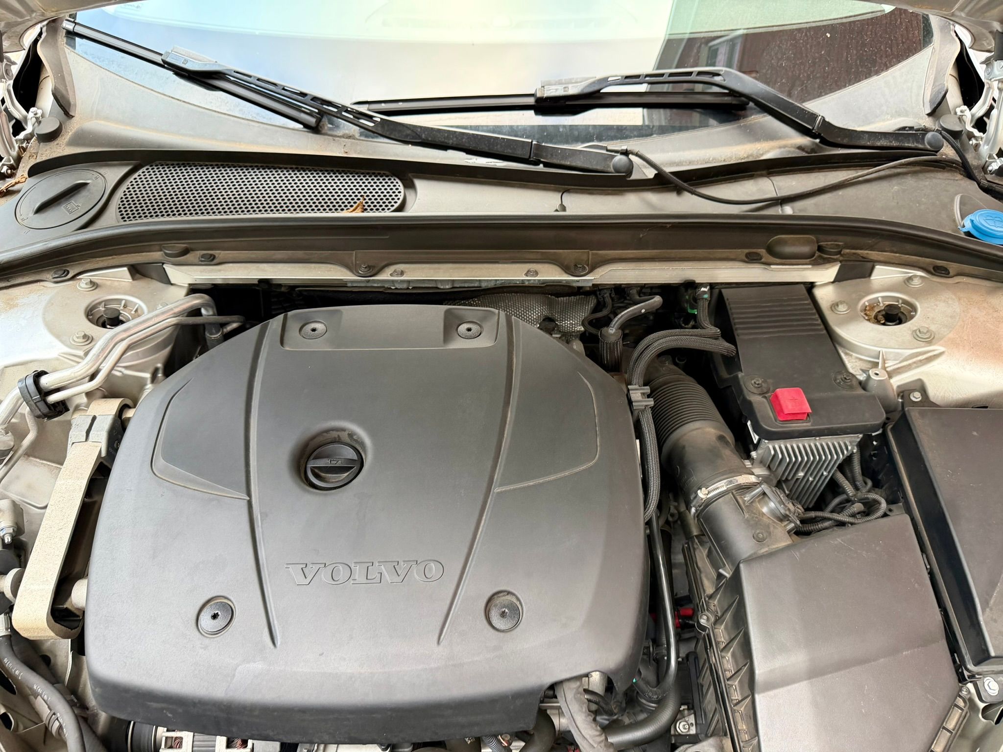 Used 2018 Volvo S90 T5 Momentum FWD image 16