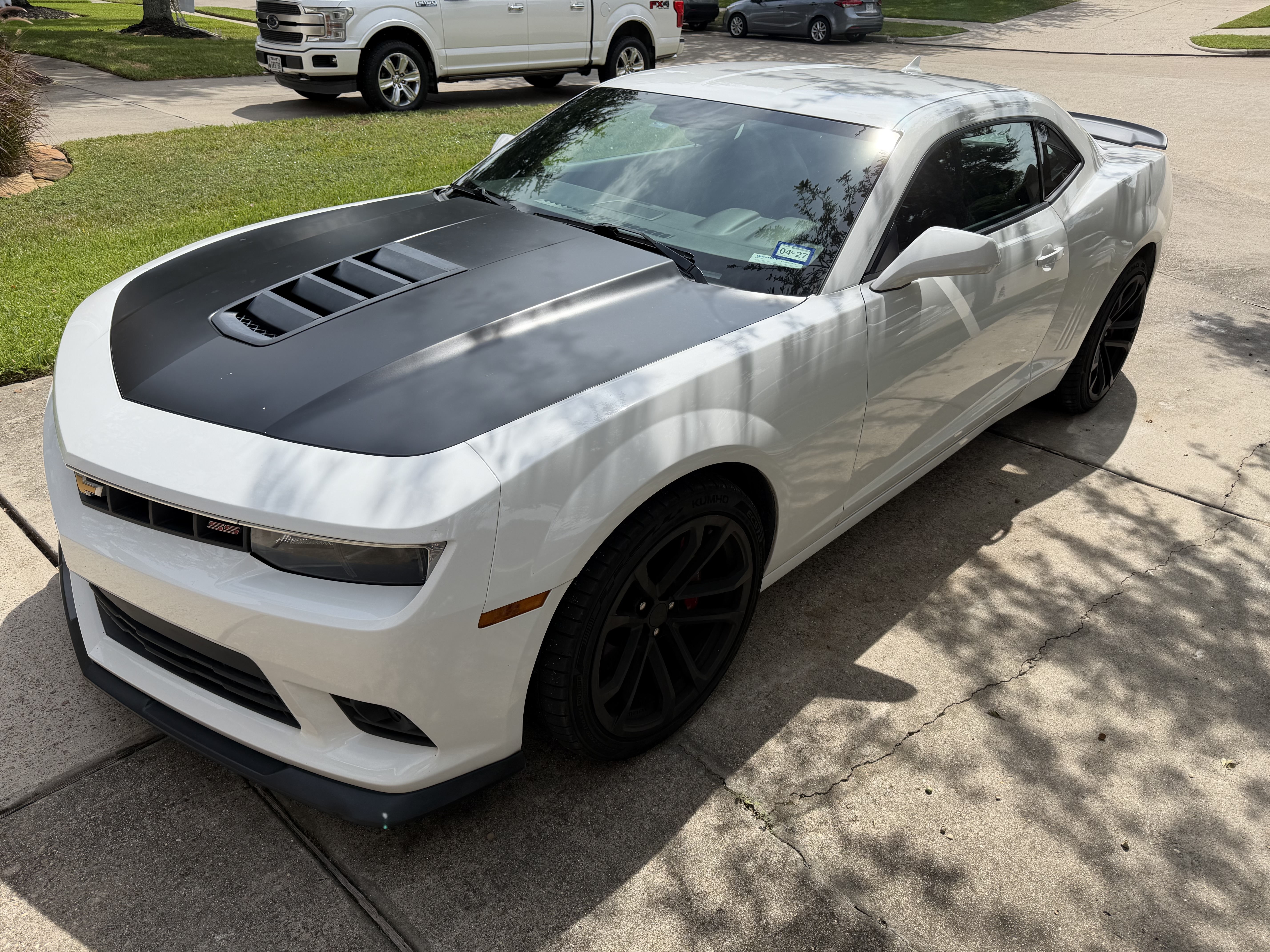 Used 2015 Chevrolet Camaro SS w/ SS Performance Package RWD image 1