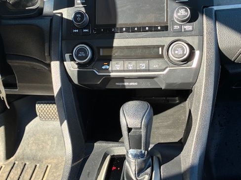 Used 2018 Honda Civic LX image 10