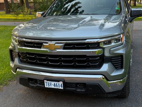 Used 2026 Chevrolet Silverado 1500 LT AWD/4WD image 1