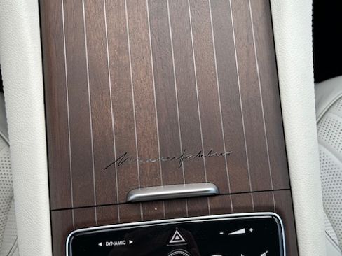 Used 2023 Mercedes-Benz EQS 580 EQS 580 4MATIC Sedan 4D image 11