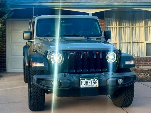 Used 2021 Jeep Wrangler Unlimited Sport image 1