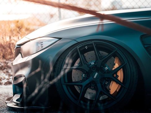 Used 2015 BMW M4 Coupe image 2