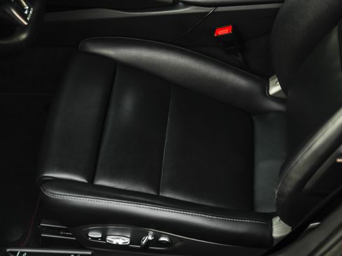 Used 2016 Porsche Cayman S RWD image 18