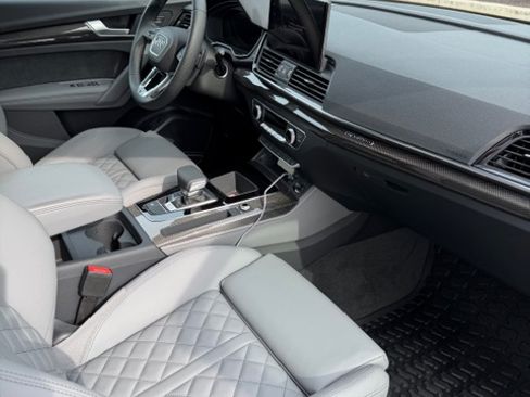 Used 2024 Audi SQ5 Premium Plus AWD/4WD image 4