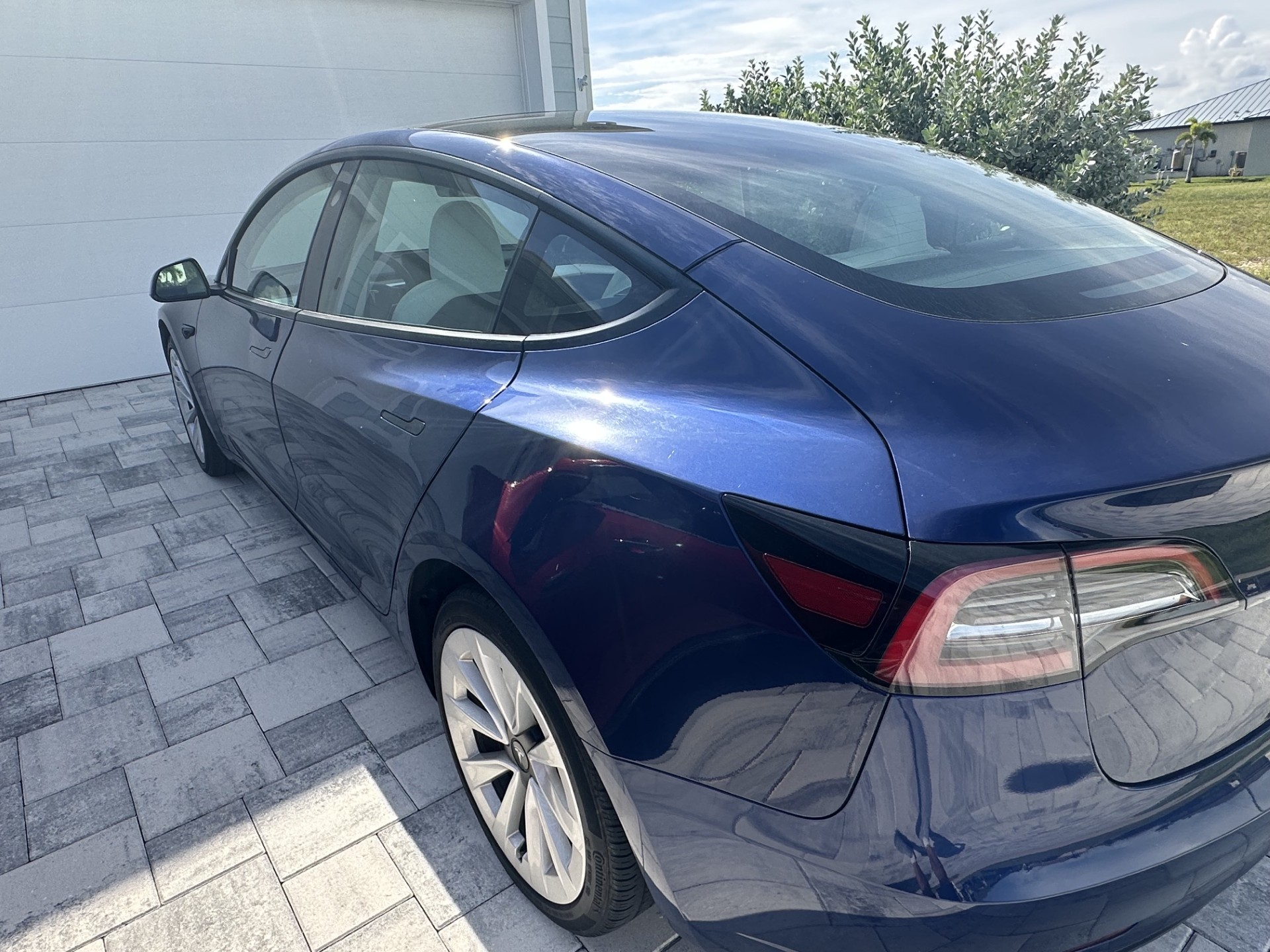 Used 2023 Tesla Model 3 Standard Range RWD image 6