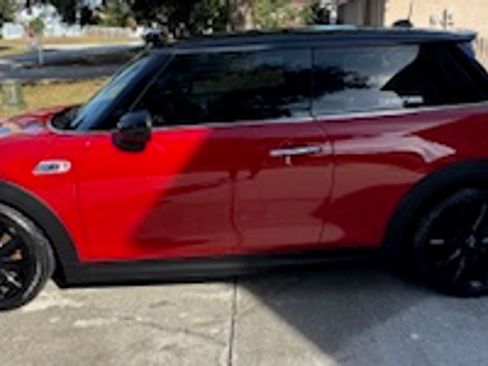 Used 2018 MINI Cooper S image 4