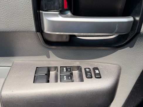 Used 2010 Toyota Sequoia Limited RWD image 6