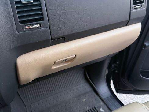 Used 2019 Toyota Sequoia Limited AWD/4WD image 32