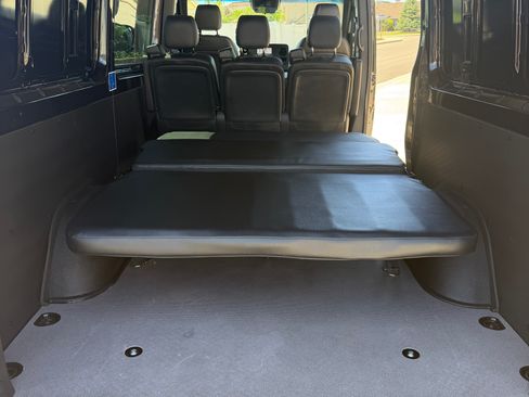 Used 2021 Mercedes-Benz Sprinter 2500 image 24