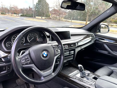 Used 2018 BMW X5 xDrive40e image 9