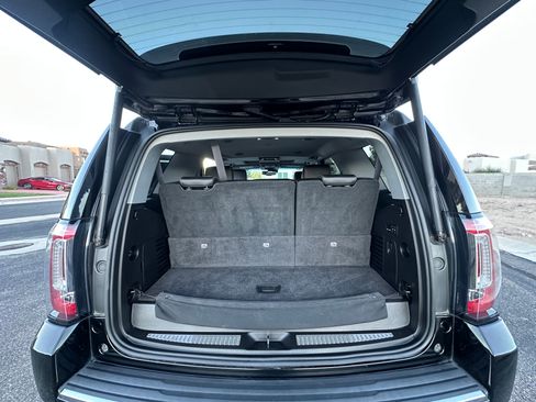 Used 2016 GMC Yukon Denali w/ Open Road Package AWD/4WD image 8