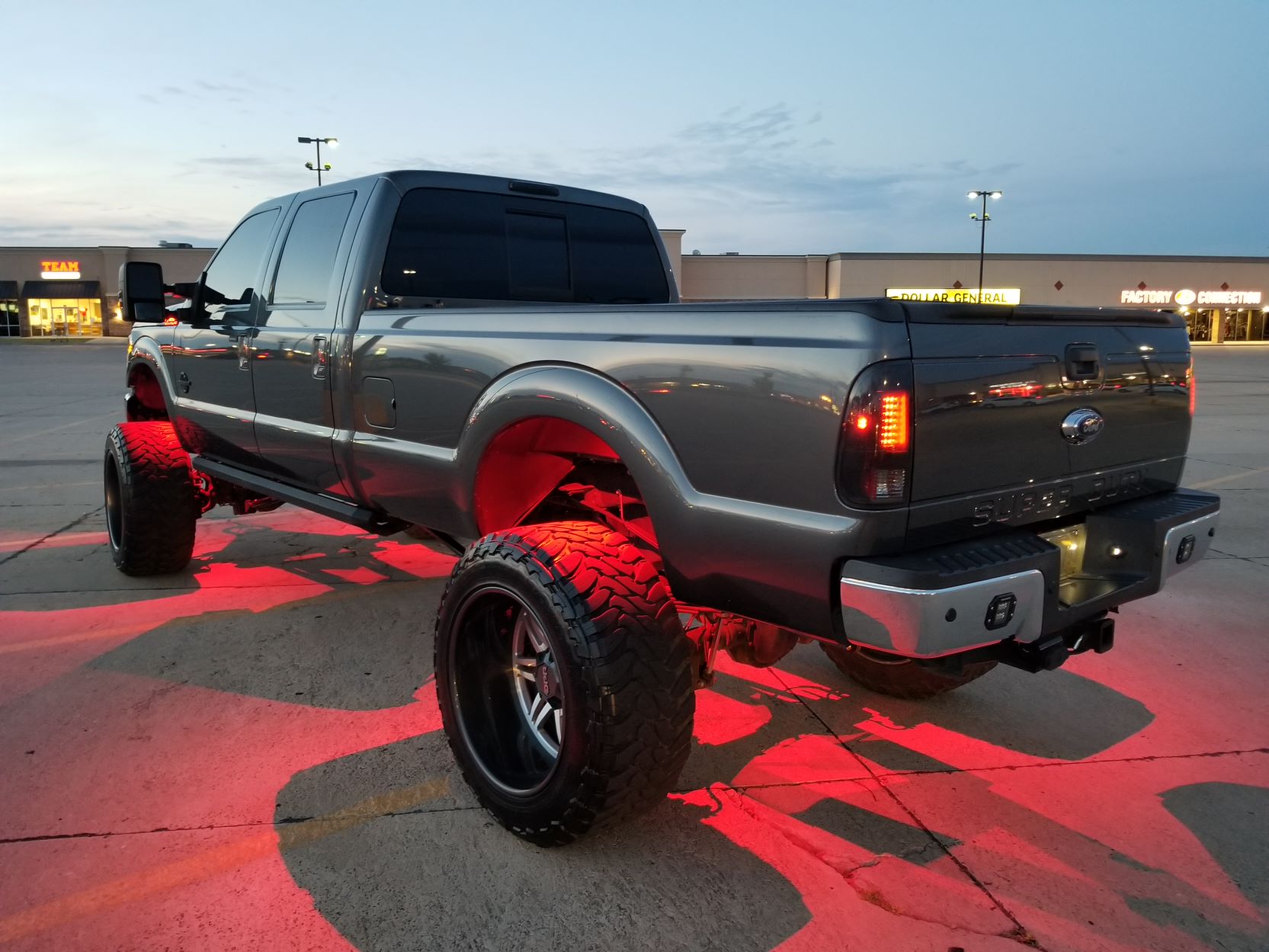 Used 2015 Ford F350 Lariat w/ Lariat Ultimate Package AWD/4WD image 6