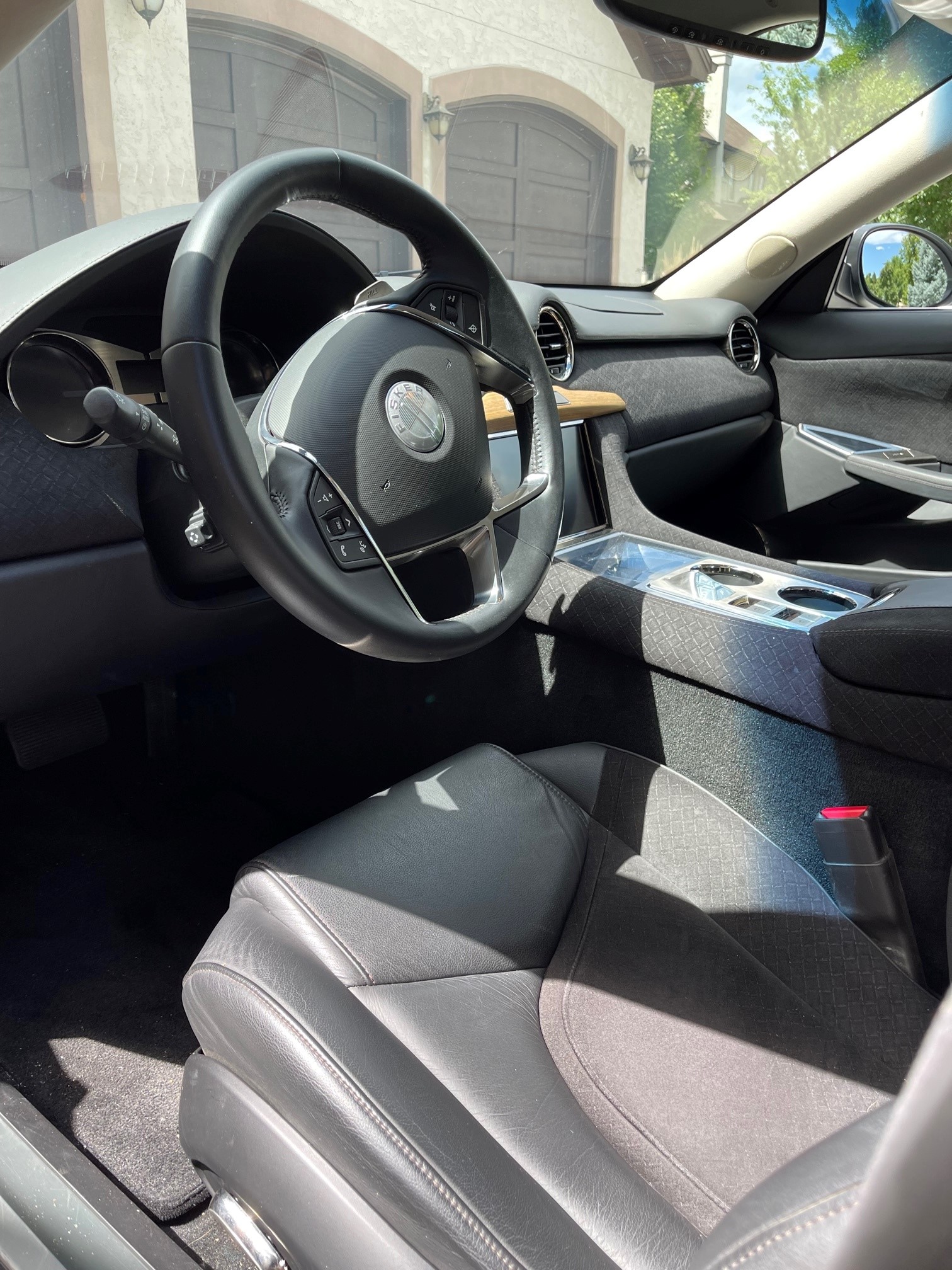Used 2012 Fisker Karma EcoSport RWD image 12