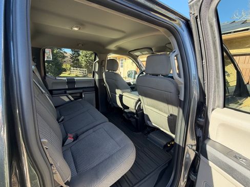 Used 2018 Ford F150 XLT image 12