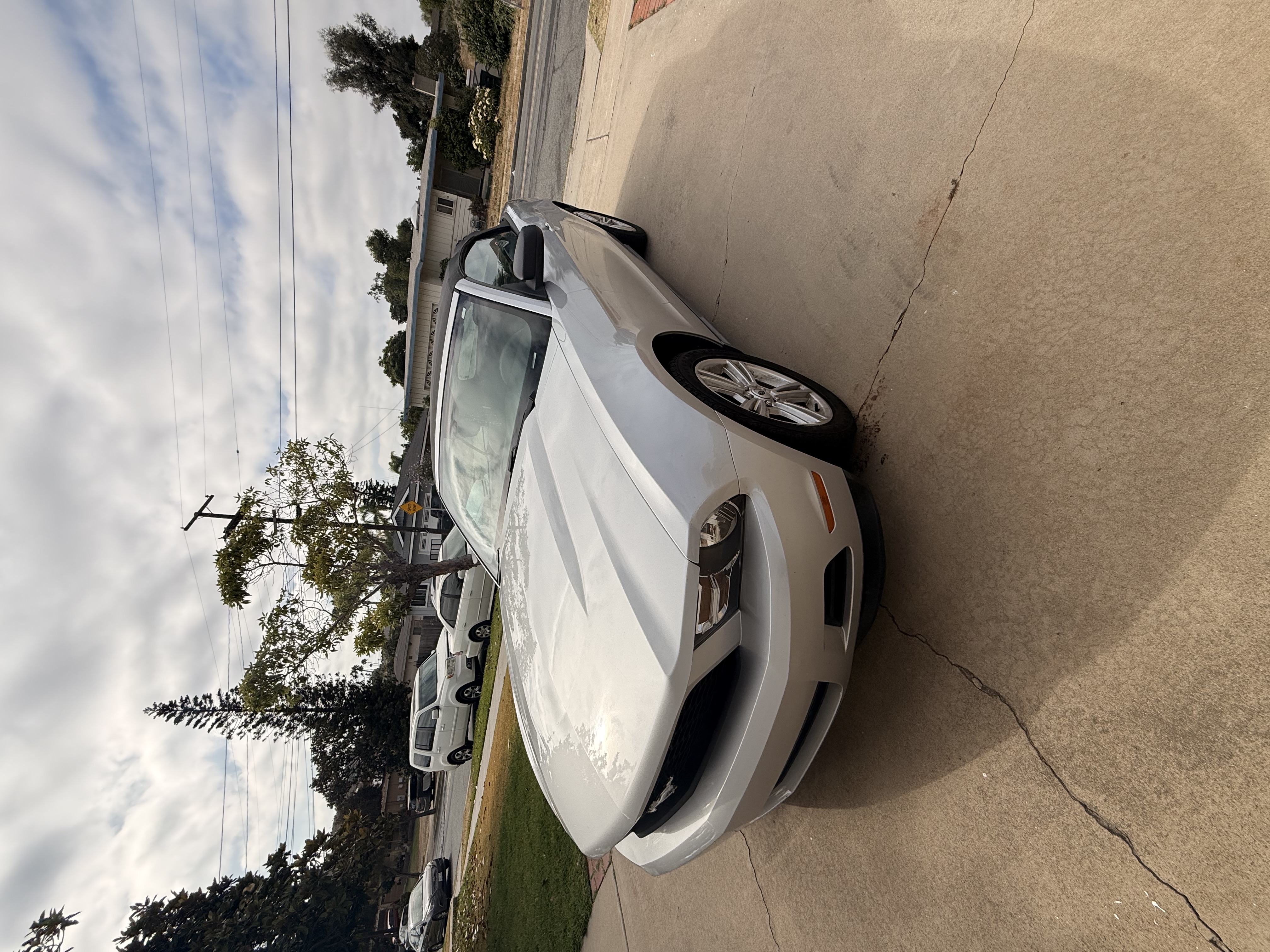 Used 2012 Ford Mustang Convertible RWD image 1