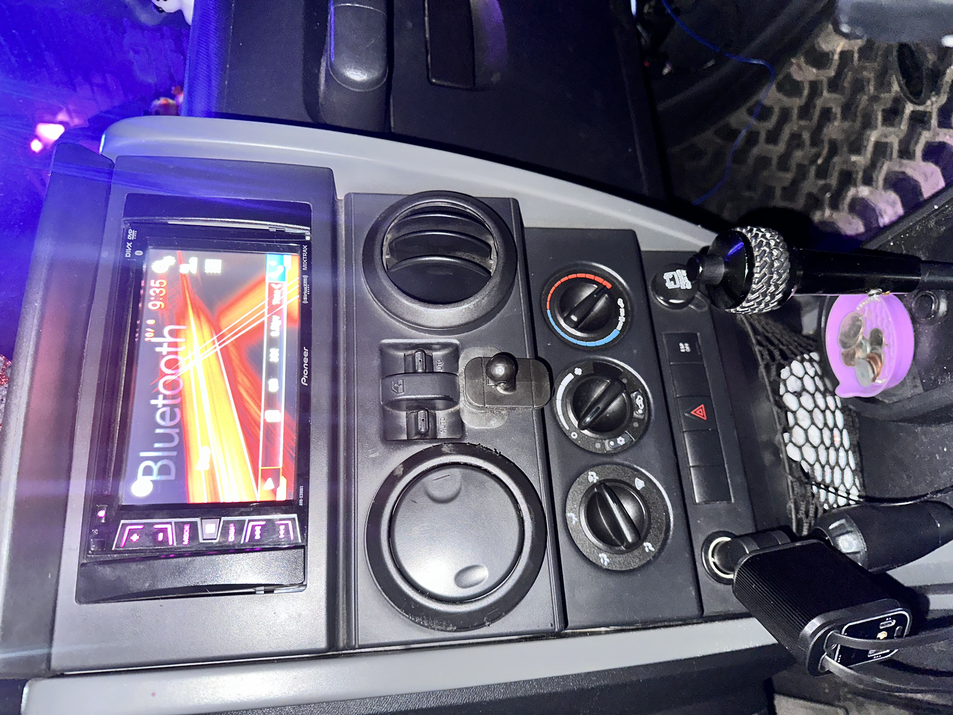 Used 2009 Jeep Wrangler X AWD/4WD image 3