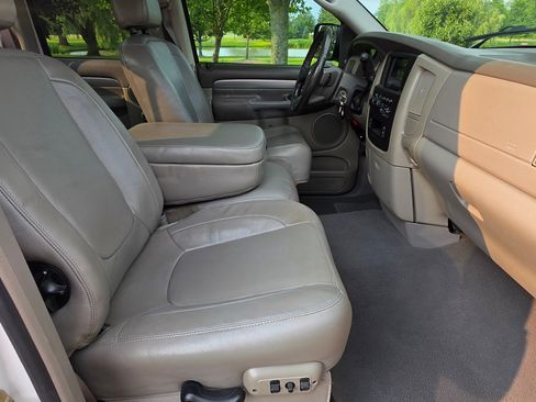 Used 2005 Dodge Ram 3500 Truck SLT RWD image 10