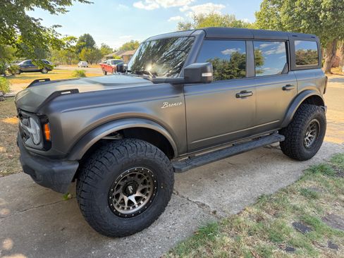 Used 2021 Ford Bronco Outer Banks AWD/4WD image 1
