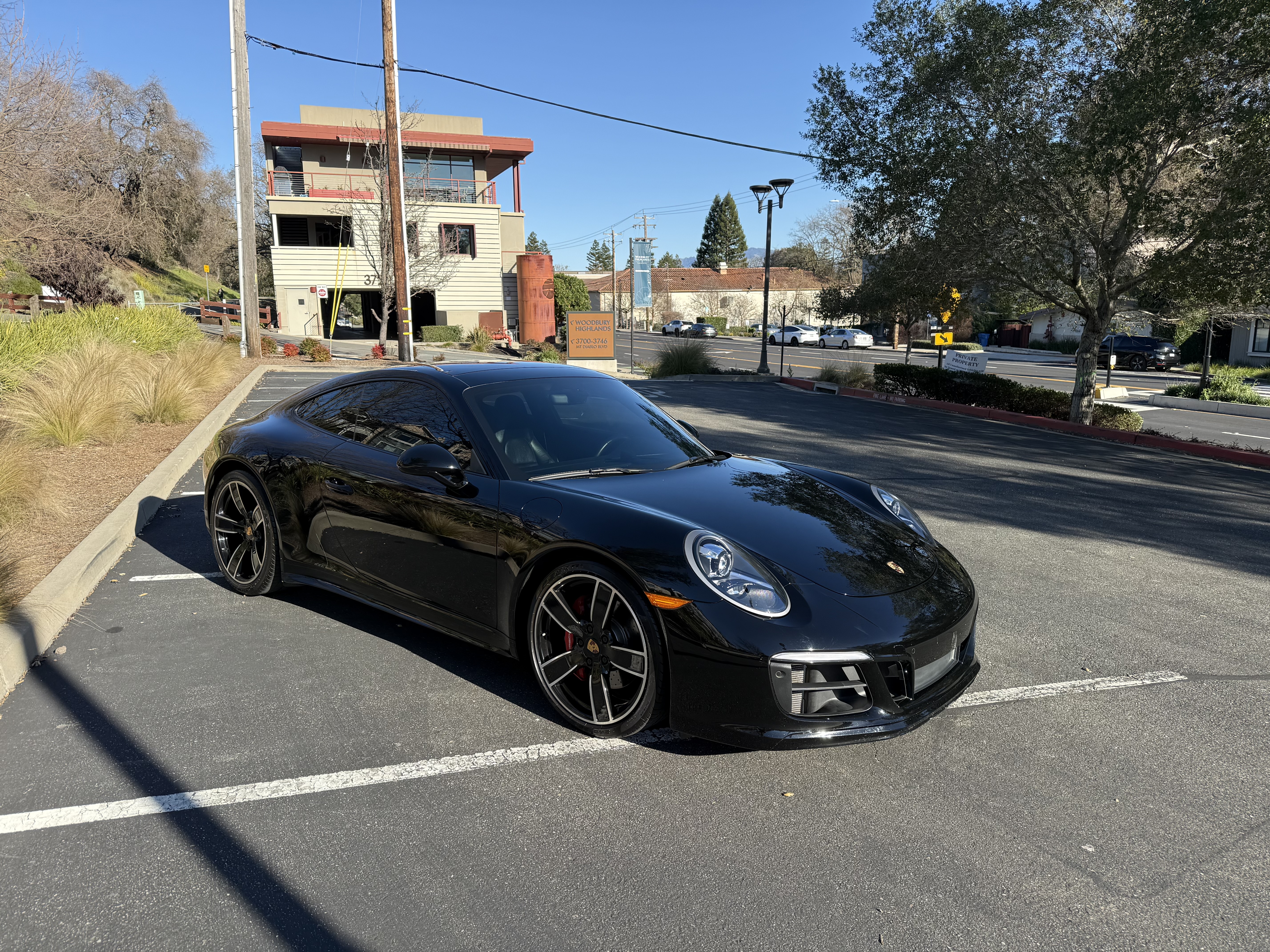 Used 2018 Porsche 911 Carrera 4S AWD/4WD image 6