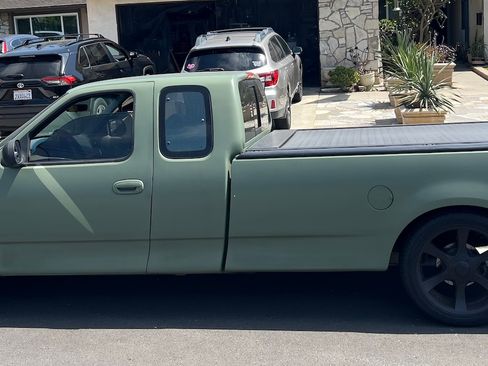 Used 1997 Ford F150 2WD SuperCab image 5
