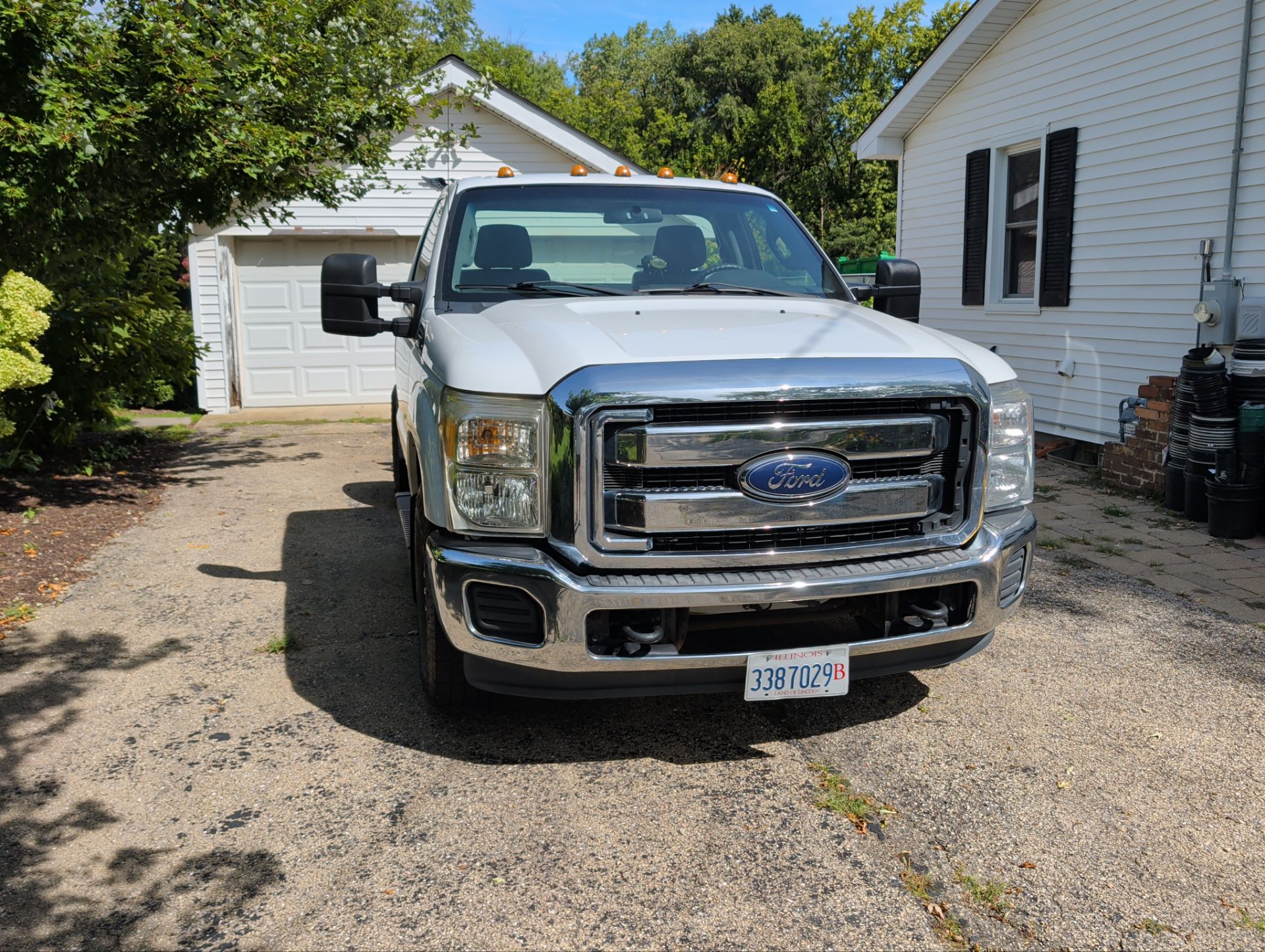Used 2016 Ford F250 XL w/ XL Appearance Package RWD image 2