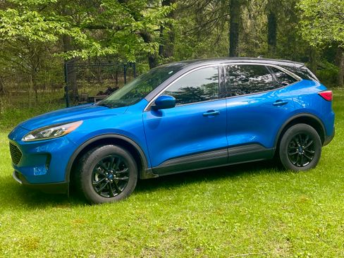 Used 2020 Ford Escape SE AWD/4WD image 1