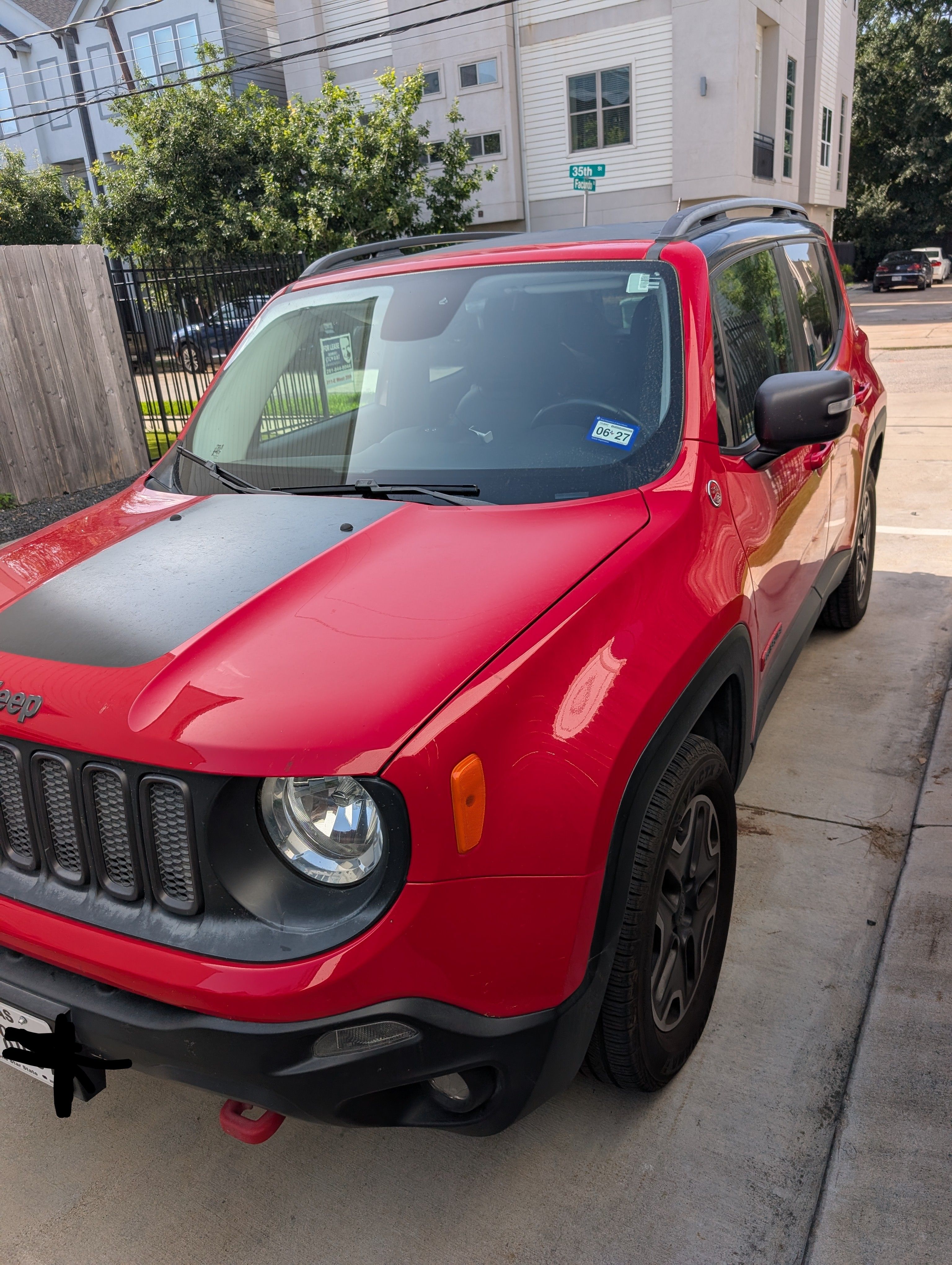 Used 2015 Jeep Renegade Trailhawk w/ Premium Leather Group AWD/4WD image 2
