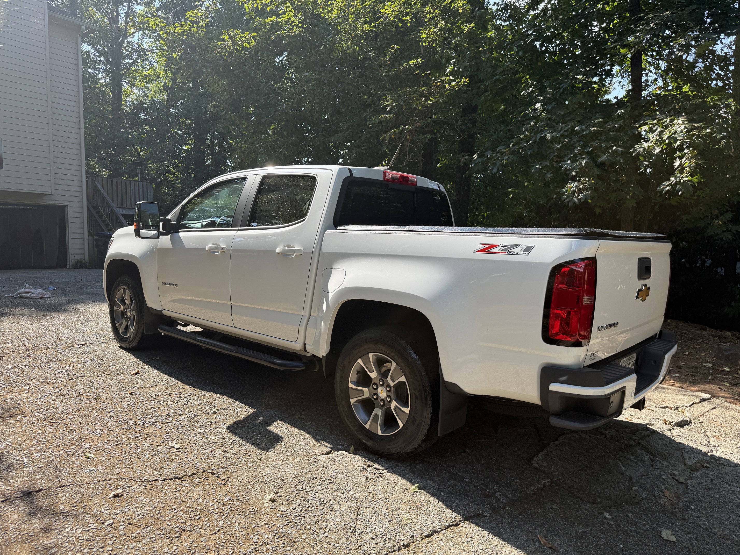 Used 2020 Chevrolet Colorado Z71 AWD/4WD image 11