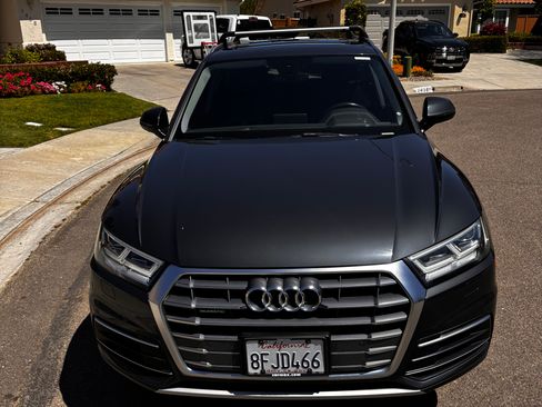 Used 2018 Audi Q5 2.0T Premium Plus w/ Premium Plus Package image 2