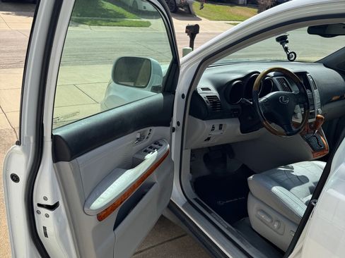 Used 2006 Lexus RX 330 image 19