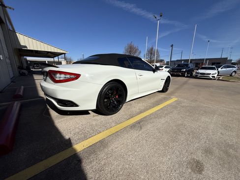 Used 2012 Maserati GranTurismo Sport image 6