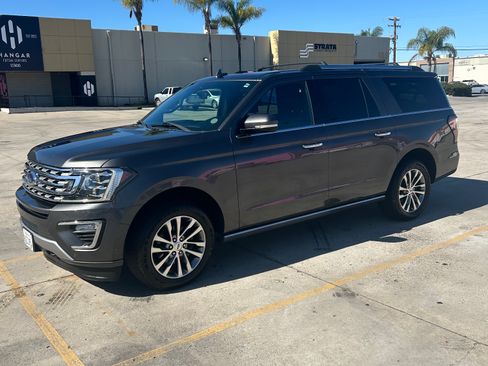 Used 2018 Ford Expedition Max Limited w/ Equipment Group 301A image 13