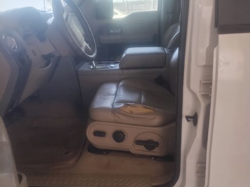 Used 2007 Ford F150 XLT image 10
