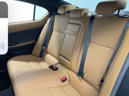 Used 2021 Lexus IS 300 w/ Comfort Package RWD image 11