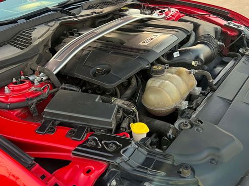 Used 2019 Ford Mustang GT Premium w/ GT Performance Package RWD image 16