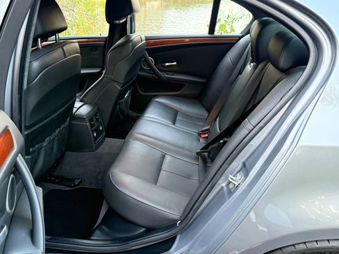 Used 2010 BMW M5 image 8