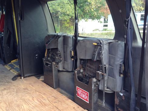 Used 2006 Ford E-350 and Econoline 350 Extended Super Duty image 14