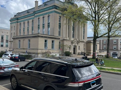 Used 2020 Lincoln Aviator Reserve w/ Equipment Group 201A image 6