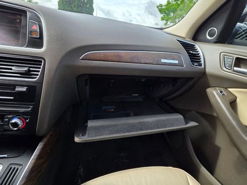 Used 2013 Audi Q5 2.0T Premium w/ Convenience Pkg AWD/4WD image 16