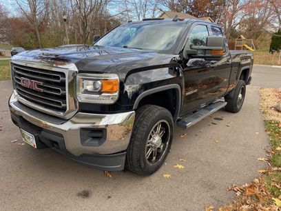 Used 2017 GMC Sierra 2500 4x4 Double Cab w/ Sierra Convenience Package