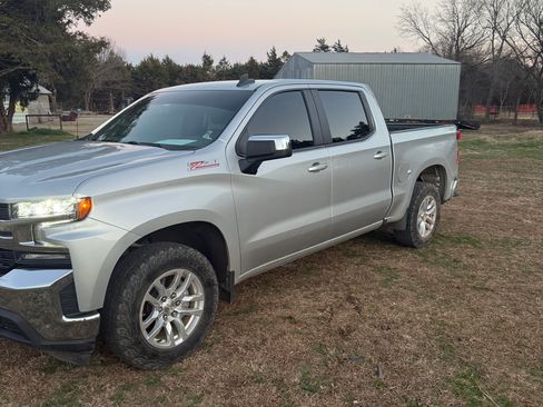 Used 2020 Chevrolet Silverado 1500 LT w/ All-Star Edition image 5