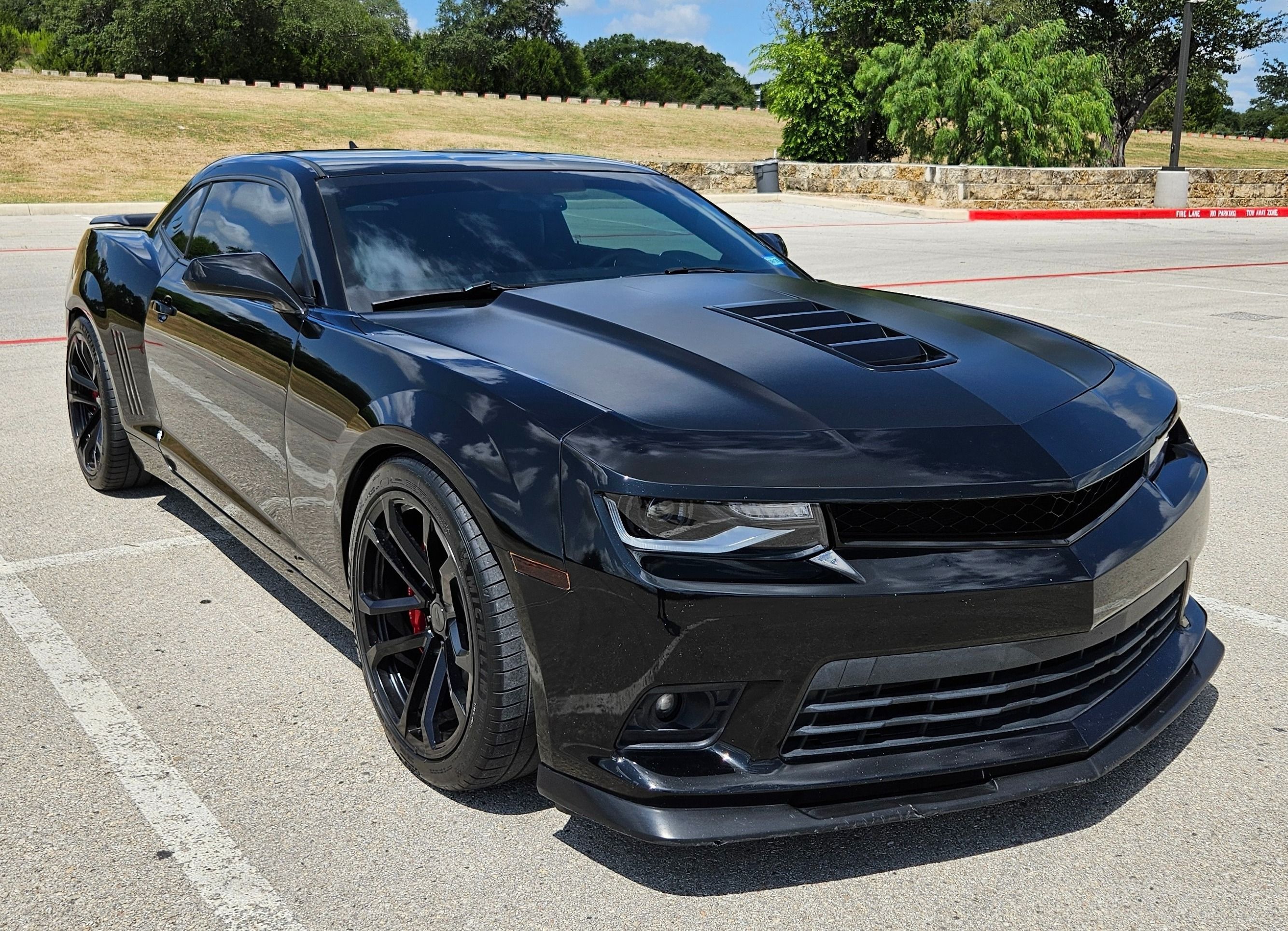 Used 2014 Chevrolet Camaro SS w/ SS Performance Package RWD image 1