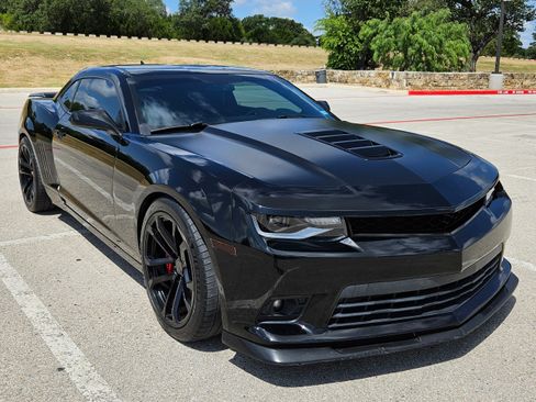 Used 2014 Chevrolet Camaro SS w/ SS Performance Package RWD image 1