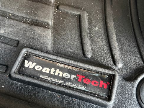Used 2015 Toyota Highlander XLE AWD/4WD image 6