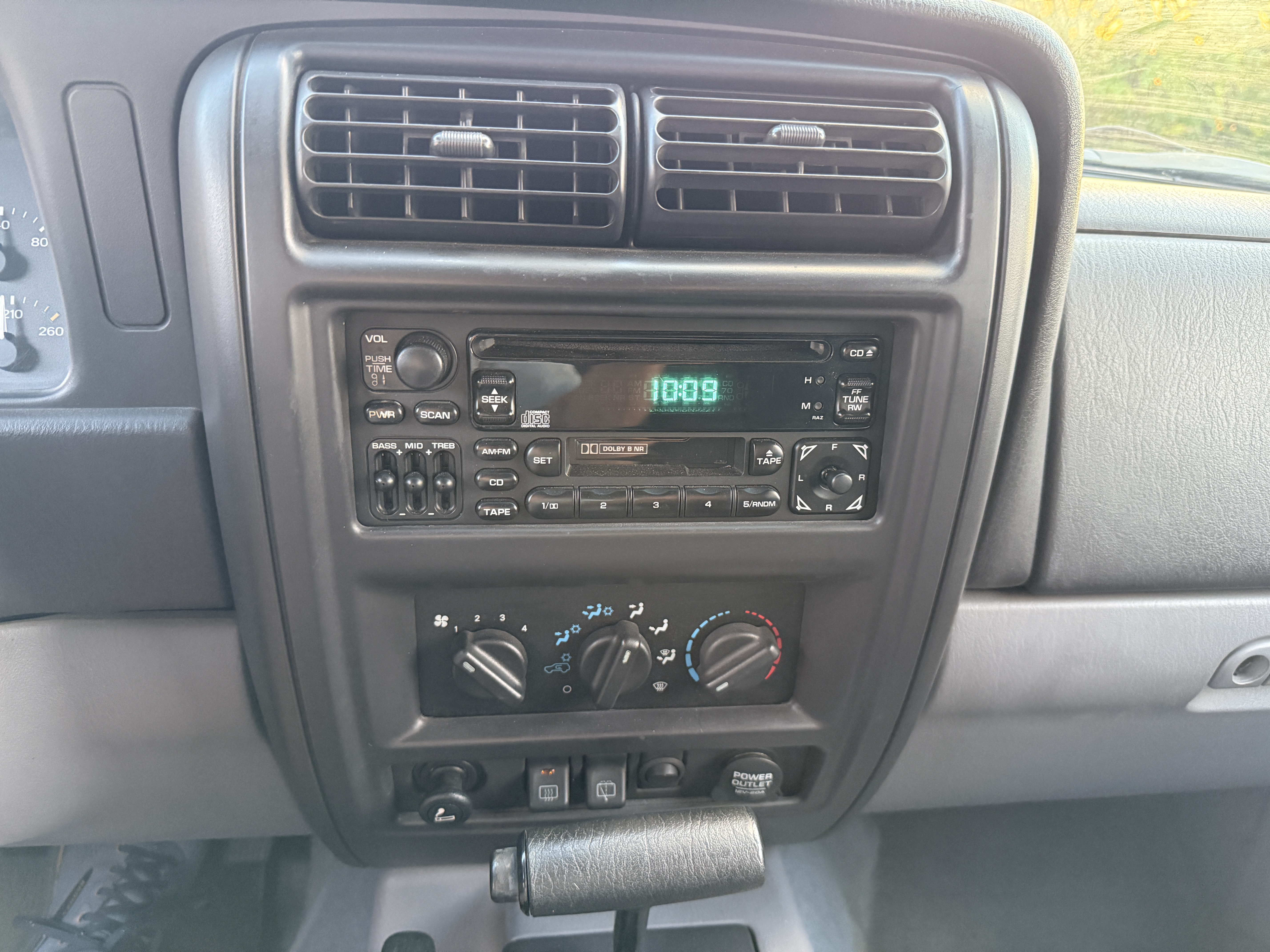 Used 1998 Jeep Cherokee Sport AWD/4WD image 18