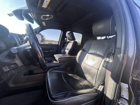 Used 2022 RAM 2500 Limited w/ Towing Technology Group image 17