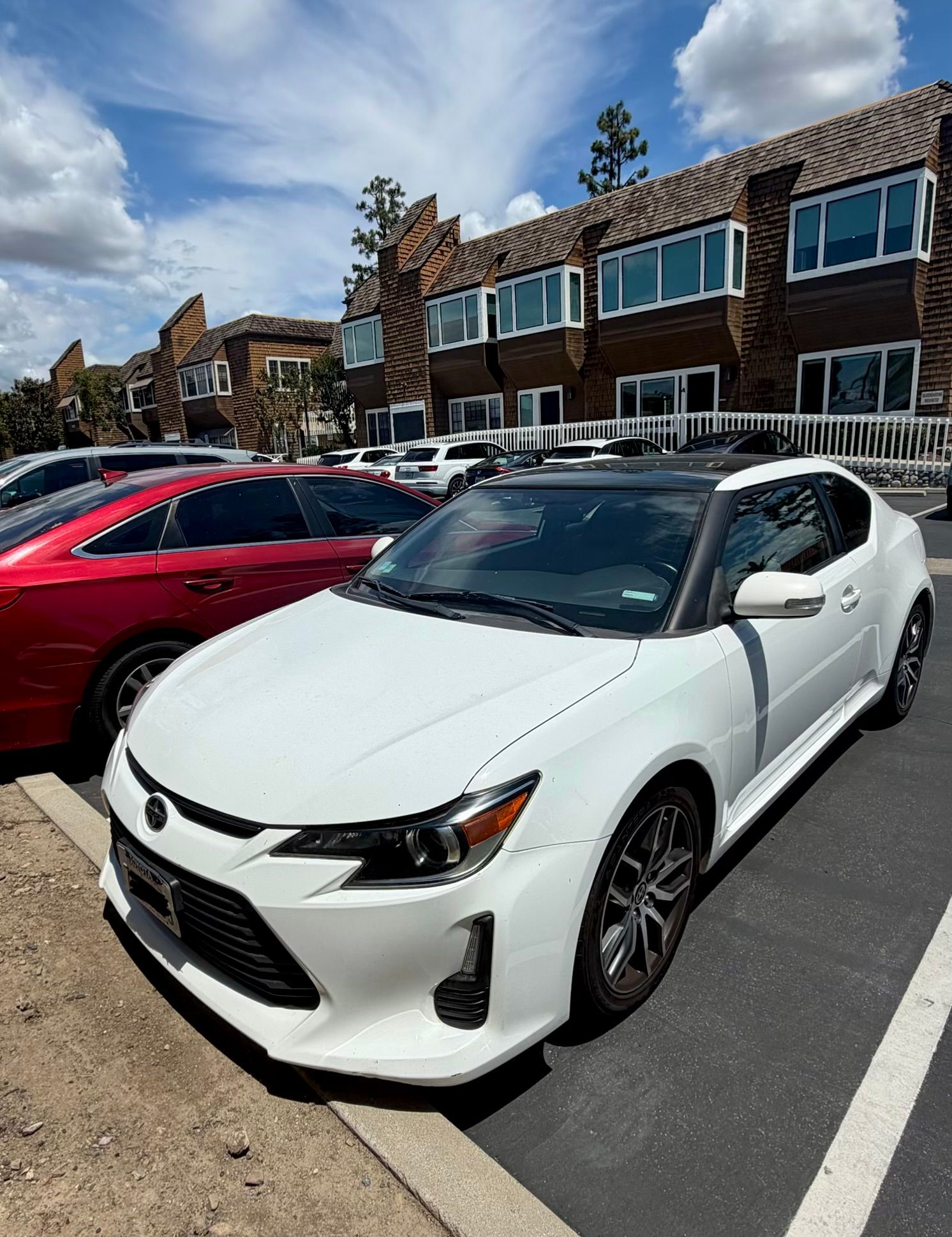 Used 2014 Scion tC FWD image 1