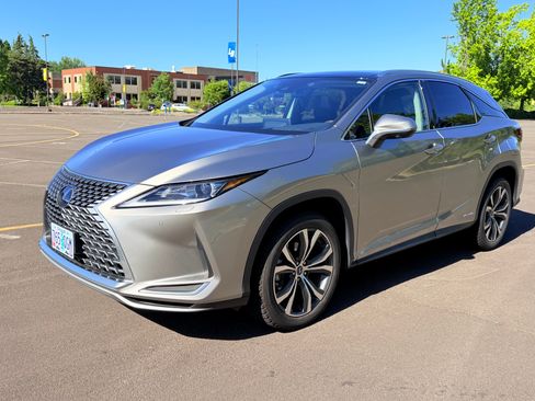 Used 2021 Lexus RX 450h AWD w/ Premium Package image 9